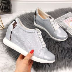 Sneakersy damskie z połyskiem błękitne Sergio Leone - niebieski. Niebieskie półbuty damskie Sergio Leone. Za 119,99 zł.