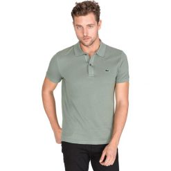 Lacoste Polo Koszulka Zielony. Zielone podkoszulki męskie Lacoste, m, bez wzorów, z bawełny, bez rękawów. Za 395,95 zł.