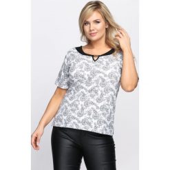 Biały T-shirt Mould. Białe bluzki damskie Born2be, m. Za 19,99 zł.