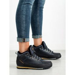 CIEPŁE BUTY TREKKINGOWE MCKEYLOR. Niebieskie trapery damskie McKeylor, bez obcasa, bez zapięcia. Za 96,90 zł.