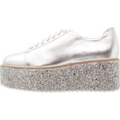 Shellys London HONOLULU Oksfordki silver. Szare jazzówki damskie marki Shellys London, eleganckie, na sznurówki. W wyprzedaży za 399,20 zł.