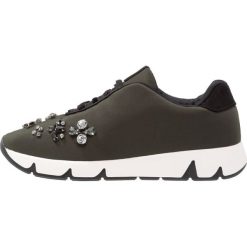 Trampki damskie slip on: PARFOIS Tenisówki i Trampki khaki