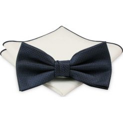 Mucha z poszetką - Chattier, Męska - Granatowa w Drobny Wzór MUCH0397. Niebieskie muszki męskie Chattier, na imprezę, w paski, eleganckie. Za 44,00 zł.