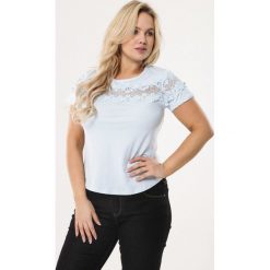 Niebieska Bluzka Marginal. Niebieskie bluzki damskie Born2be, xl, bez wzorów, z dzianiny, z okrągłym kołnierzem, z krótkim rękawem. Za 54,99 zł.