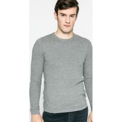 Dissident - Sweter. Szare swetry klasyczne męskie marki Dissident, m, z bawełny, z okrągłym kołnierzem. W wyprzedaży za 39,90 zł.