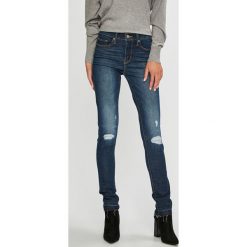 Levi's - Jeansy 311. Brązowe rurki damskie Levi's®, z bawełny. Za 349,90 zł.