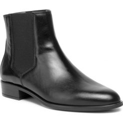 Sztyblety UNISA - Belki F19 Ne Black. Czarne kozaki damskie Unisa, ze skóry, bez obcasa, na obcasie, bez zapięcia. W wyprzedaży za 399,00 zł.