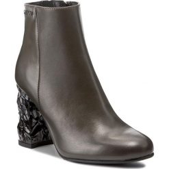 Buty zimowe damskie: Botki SOLO FEMME - 48001-01-H07/000-13-00 Oliwka
