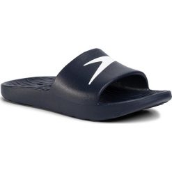 Klapki SPEEDO - Slides One Piece Af 8-122300002 Navy. Niebieskie klapki damskie Speedo, bez wzorów, z tworzywa sztucznego, bez obcasa. Za 99,99 zł.