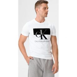 Calvin Klein Big CK Koszulka Biały. Białe podkoszulki męskie Calvin Klein, xl, z nadrukiem, z bawełny, bez kołnierzyka, z krótkim rękawem, krótkie. Za 206,95 zł.