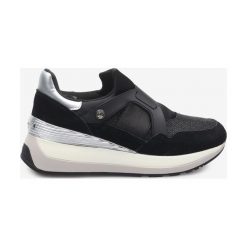 U.S. Polo Assn Vivien 1 Tenisówki Czarny. Czarne trampki i tenisówki damskie U.S. Polo Assn., bez wzorów, z materiału, bez zapięcia. Za 323,95 zł.