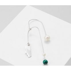 Vibe Harsløf IRIS EARRING Kolczyki dark green. Zielone kolczyki damskie marki Vibe Harsløf. Za 679,00 zł.