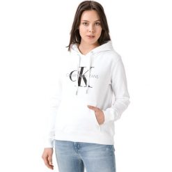 Calvin Klein Bluza Biały. Białe bluzy damskie Calvin Klein, s, z nadrukiem, z bawełny, bez rękawów, bez kaptura. Za 473,95 zł.