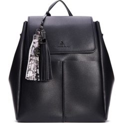 L'Atelier du Sac plecak Brooke 9153 czarny z pashmina. Czarne plecaki damskie L'Atelier du Sac, z aplikacjami, eleganckie. Za 389,00 zł.
