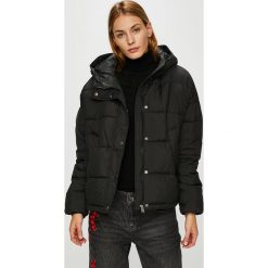 Vero Moda - Kurtka. Czarne bomberki damskie Vero Moda, l, z materiału, z kapturem. W wyprzedaży za 199,90 zł.