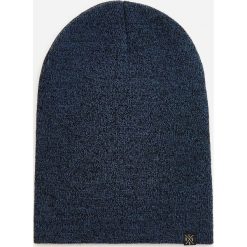 Melanżowa czapka beanie z dzianiny - Granatowy. Niebieskie czapki męskie Reserved, bez wzorów, z dzianiny. Za 39,99 zł.