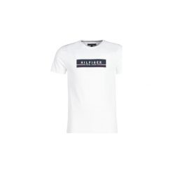 T-shirty z krótkim rękawem Tommy Hilfiger CORP BOX PRINT TEE. Białe t-shirty męskie TOMMY HILFIGER, xl, bez wzorów, bez kołnierzyka, krótkie. Za 131,30 zł.