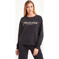 BLUZA TRUSSARDI JEANS. Żółte bluzy damskie Trussardi Jeans, xl, z nadrukiem, z elastanu, bez rękawów, bez kaptura. Za 369,00 zł.