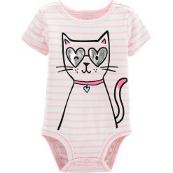 Body w kolorze jasnoróżowym. Body niemowlęce Carter's. W wyprzedaży za 25,95 zł.