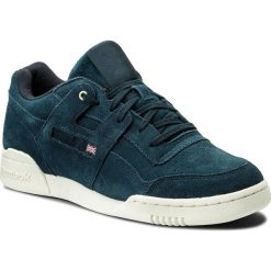Buty Reebok - Workout Plus Mcc CM9302 Navy/Chalk. Niebieskie buty sportowe męskie Reebok, na co dzień, bez wzorów, ze skóry, eleganckie, bez zapięcia. W wyprzedaży za 279,00 zł.