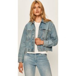 Calvin Klein Jeans - Kurtka jeansowa. Niebieskie kurtki damskie Calvin Klein Jeans, s, bez wzorów, z bawełny, krótkie. W wyprzedaży za 479,90 zł.