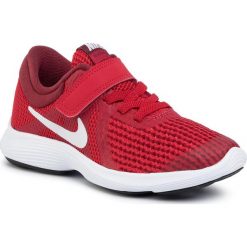 Buty NIKE - Revolution 4 (PSV) 943305 601 Gym Red/White/Team Red/Black. Czerwone półbuty dziewczęce Nike, na rzepy. Za 149,00 zł.