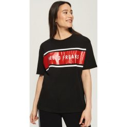 Bawełniany t-shirt oversize - Czarny. Czarne t-shirty damskie Sinsay, l, z bawełny. W wyprzedaży za 19,99 zł.