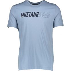 Koszulka "Alex" w kolorze niebieskim. Niebieskie koszulki męskie Mustang Men, xl, z nadrukiem, z bawełny, z okrągłym kołnierzem, bez rękawów. W wyprzedaży za 56,95 zł.