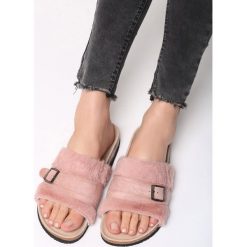 Różowe Klapki Night With You. Różowe klapki damskie Born2be, bez wzorów, bez obcasa. Za 39,99 zł.