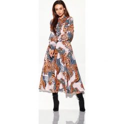 Sukienka szmizjerka maxi wzory LG503 druk 11 _wielokolorowy. Sukienki damskie Tagless, na imprezę, na jesień, m, bez wzorów, eleganckie, bez kołnierzyka, bez rękawów, maxi, szmizjerki. Za 239,90 zł.