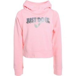 Nike Performance MODERN HOODIE CROP Bluza z kapturem bleached coral. Pomarańczowe bluzy dziewczęce marki Nike Performance, z bawełny, z kapturem. Za 209,00 zł.