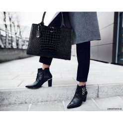 TORBA na laptopa CROCO JET BLACK. Czarne torby na laptopa Pakamera, bez wzorów, ze skóry, eleganckie. Za 519,00 zł.