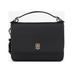 Tommy Hilfiger Chic Cross body bag Czarny. Czarne torebki klasyczne damskie TOMMY HILFIGER, w paski, z materiału, bez dodatków. Za 652,95 zł.