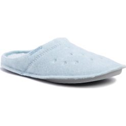Kapcie CROCS - Classic Slipper 203600 Mineral Blue/Mineral Blue. Niebieskie klapki damskie Crocs, bez wzorów, z tworzywa sztucznego, bez obcasa. Za 129,00 zł.