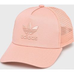 Adidas Originals - Czapka. Różowe czapki damskie adidas Originals, bez wzorów, z bawełny. Za 79,90 zł.
