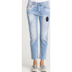 JEANSY BOYFRIEND ICE PLAY. Niebieskie jeansy damskie Ice Play. Za 362,00 zł.