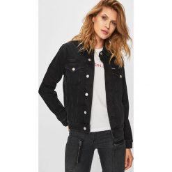 Calvin Klein Jeans - Kurtka. Czarne kurtki damskie Calvin Klein Jeans, s, bez wzorów, z elastanu, krótkie. Za 429,90 zł.
