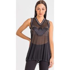 TOP Emporio Armani. Czarne topy damskie Emporio Armani, bez wzorów, bez kołnierzyka. Za 543,20 zł.