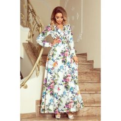 FLOWER Sukienka MAXI z falbanką i dekoltem - kolorowe róże i niebieskie ptaszki. Różowe sukienki damskie numoco, s, w kwiaty, z falbankami, z długim rękawem, długie, maxi. Za 369,00 zł.