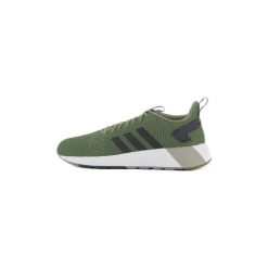Buty adidas QUESTAR BYD. Zielone trampki męskie Adidas, bez wzorów, bez zapięcia. Za 378,61 zł.