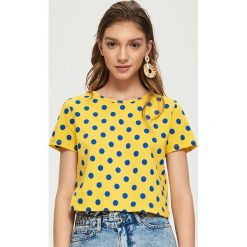 Bluzki, topy, tuniki: T-shirt w groszki – Żółty