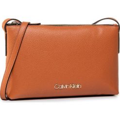 Torebka CALVIN KLEIN - Neat Crossbody K60K606486 GAE. Pomarańczowe listonoszki damskie Calvin Klein, bez wzorów, ze skóry ekologicznej, bez dodatków. Za 399,00 zł.