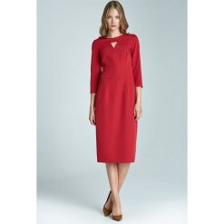Czerwona sukienka midi. Czerwone sukienki damskie NIFE, s, bez wzorów, z elastanu, bez kołnierzyka, bez rękawów, midi. Za 179,90 zł.