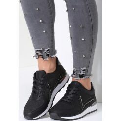 Czarne Sneakersy Wake Up Call. Czarne buty sportowe damskie vices, z aplikacjami, sportowe. Za 49,99 zł.