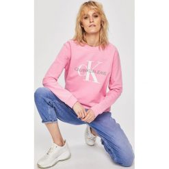 Calvin Klein Jeans - Bluza J20J207830. Niebieskie bluzy damskie Calvin Klein Jeans, s, z nadrukiem, z bawełny, bez rękawów, bez kaptura. W wyprzedaży za 319,90 zł.
