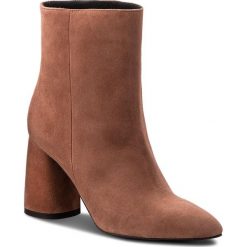 Botki EVA MINGE - Hellin 3F 18GR1372414ES 804. Pomarańczowe botki damskie zamszowe marki Eva Minge. W wyprzedaży za 359,00 zł.