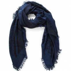 Chusta CALVIN KLEIN - Printed Ck Scarf K60K604704 001. Niebieskie chusty damskie Calvin Klein, z materiału. Za 229,00 zł.