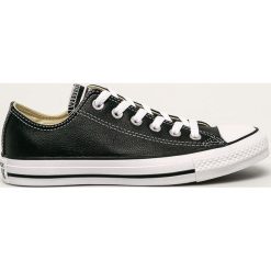 Converse - Tenisówki Chuck Taylor All Star. Czarne trampki i tenisówki damskie Converse, bez wzorów, ze skóry, bez zapięcia. W wyprzedaży za 339,90 zł.