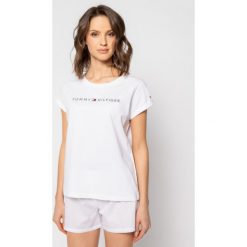 Piżama TOMMY HILFIGER Woven UW0UW01939. Białe piżamy damskie TOMMY HILFIGER, m, bez wzorów, z bawełny, bez rękawów. Za 269,00 zł.