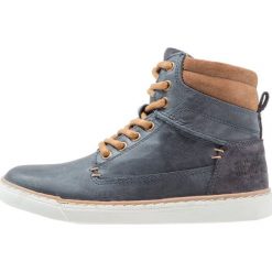 Bullboxer Tenisówki i Trampki wysokie dark blue. Niebieskie trampki dziewczęce marki Bullboxer, ze skóry. W wyprzedaży za 230,30 zł.